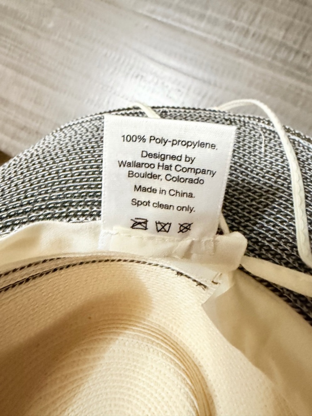 Wallaroo Two-Tone Packable Sun Hat in Cream & Light Gray - Picture 7 of 7